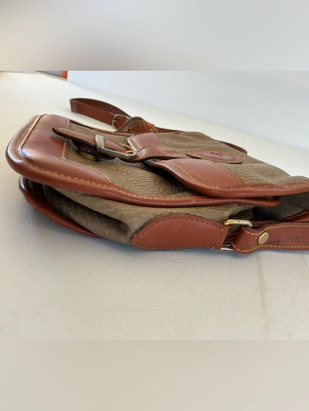 Vintage Dooney & Bourke Leather AWL Taupe & British Tan Crossbody Shoulder Bag